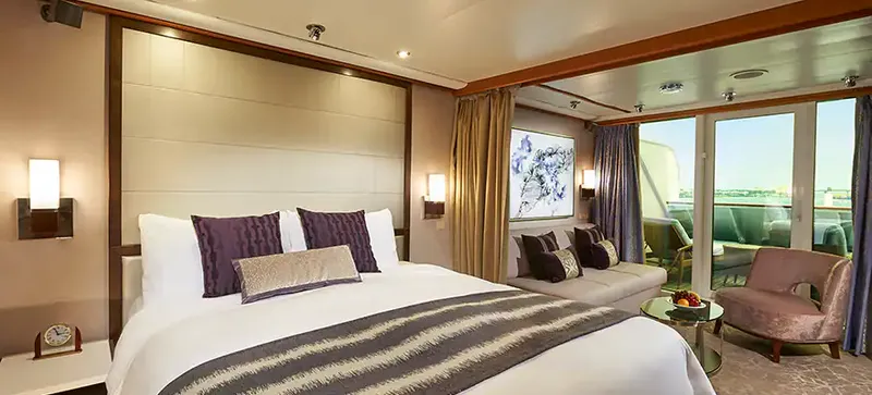 Aft-Facing Penthouse with Large Balcony 2