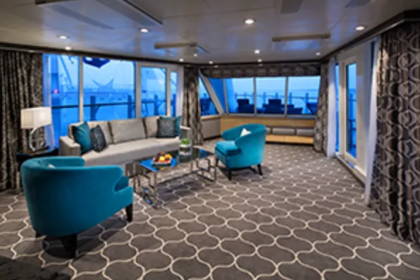 Spacious AquaTheatre Suite Large Balcony - 2 Bedroom