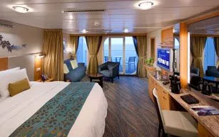 Junior Balcony Suite