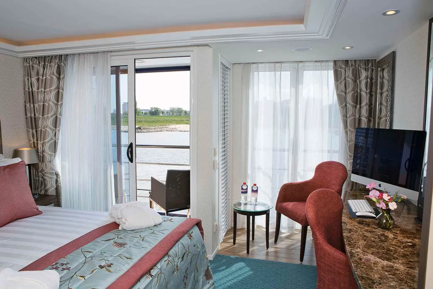 Twin Balcony