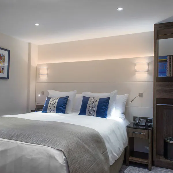 类别 3 | 翡翠甲板 2