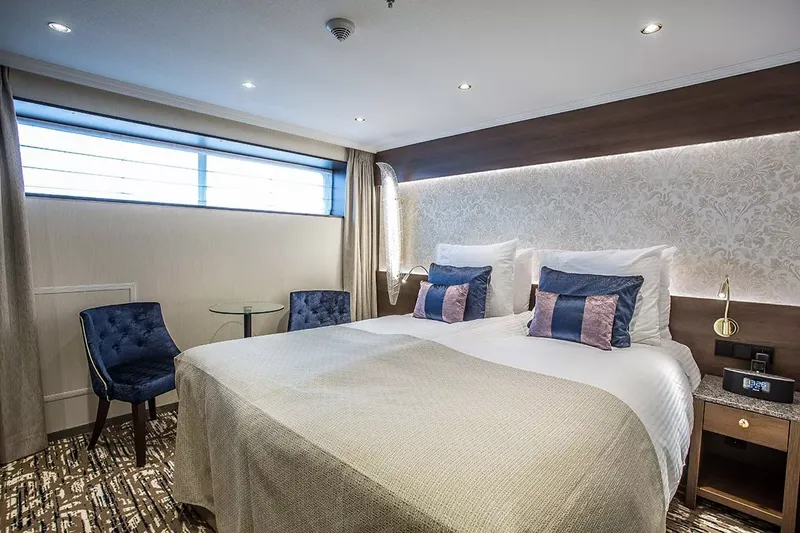 Double Cabin Emerald Deck