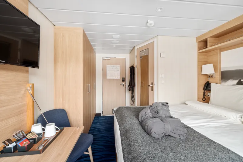 Αρκτική Υπέρτατη 1