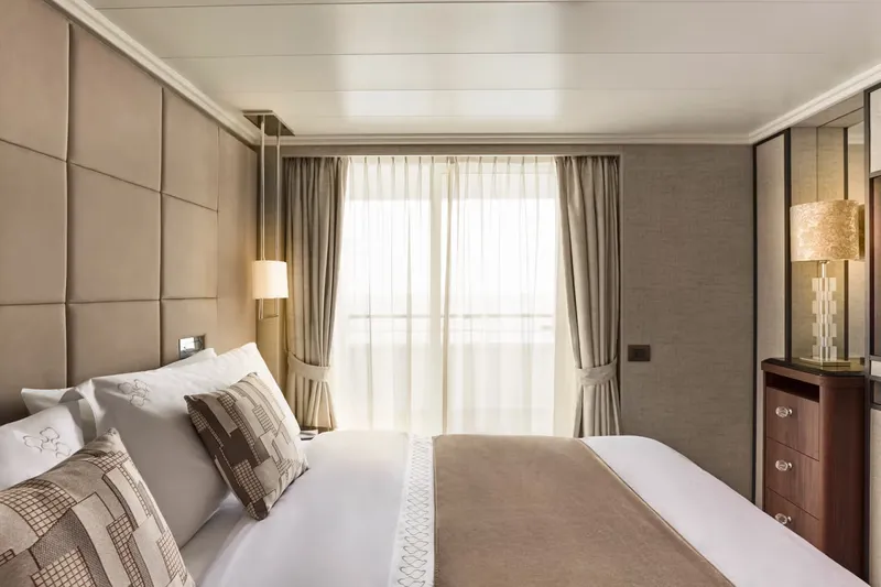 Junior Penthouse Premium Suite