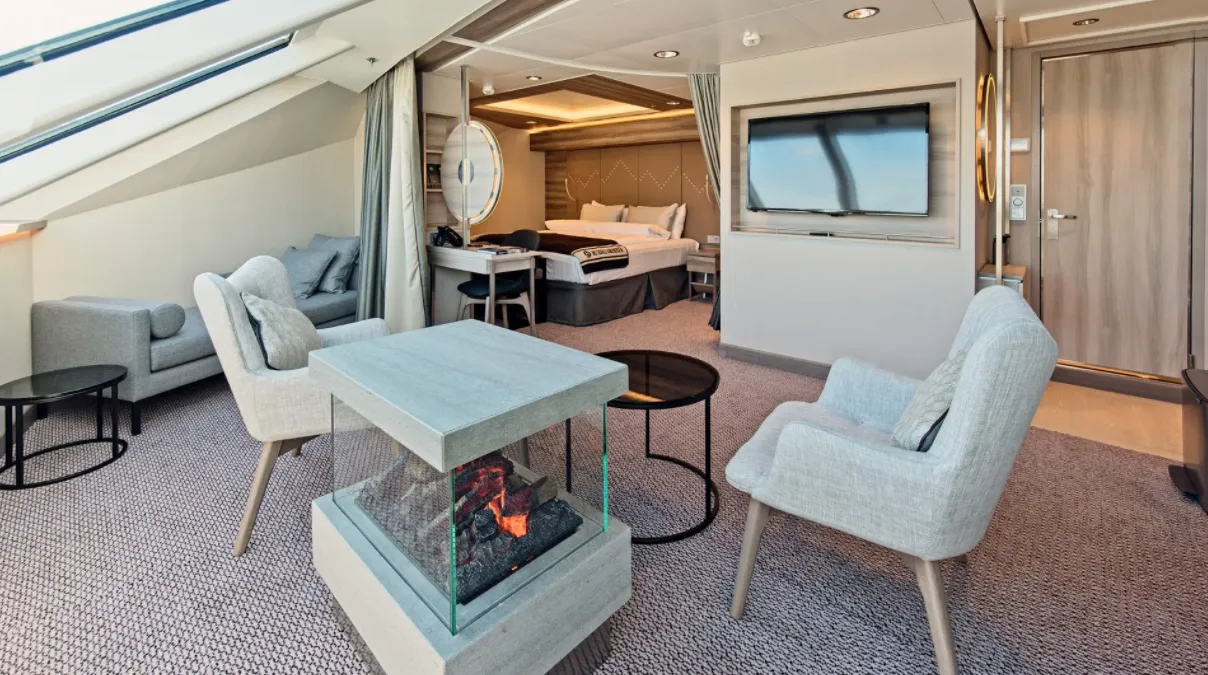 Expedition Corner Suite
