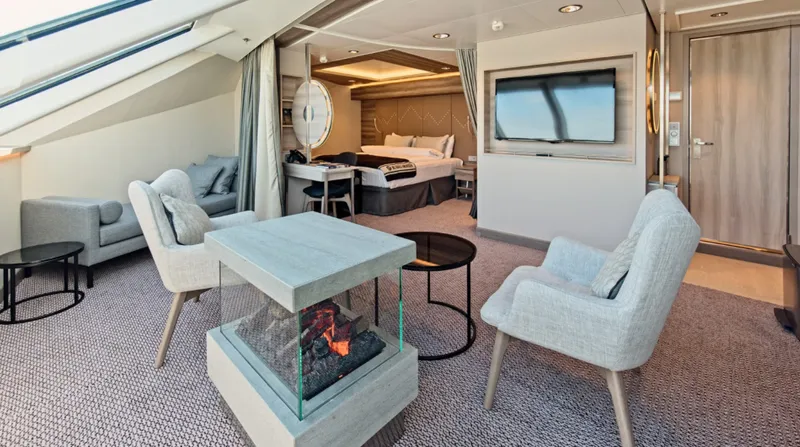 Expedition Corner Suite