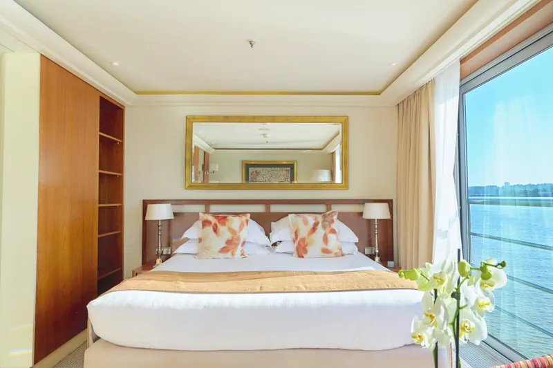 Suită cu balcon francez 2