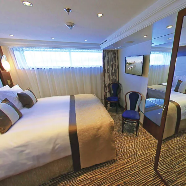 Kategorie 1 | Paluba Emerald 1