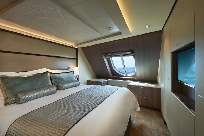 The Haven Forward-Facing Penthouse with Balcony 2