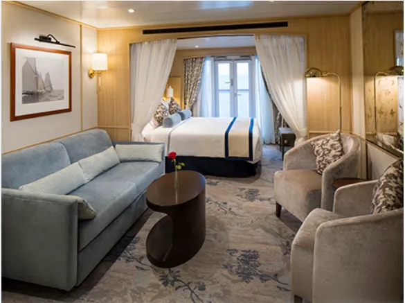 Star Balcony Suite 1
