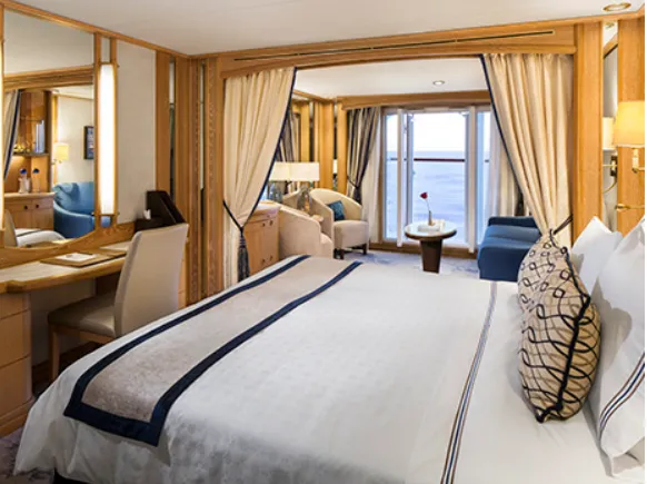 Balcony Suite 1