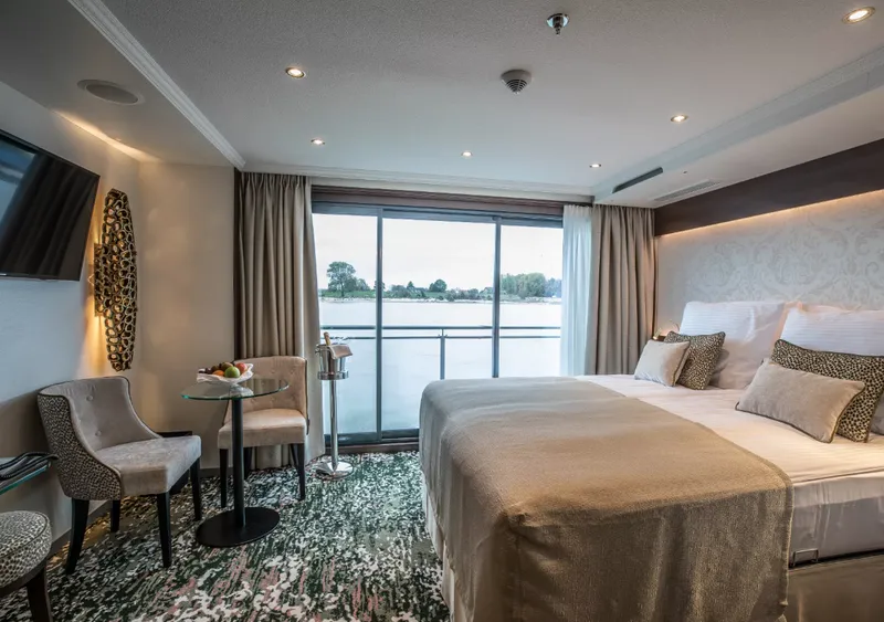 Diamond Deck Suite (Upper)