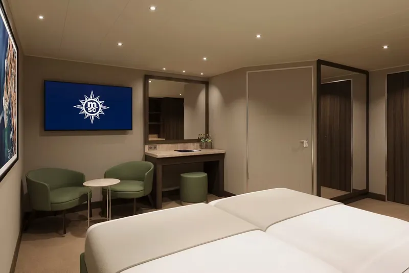 MSC YACHT CLUB KAMAR DALAM 2