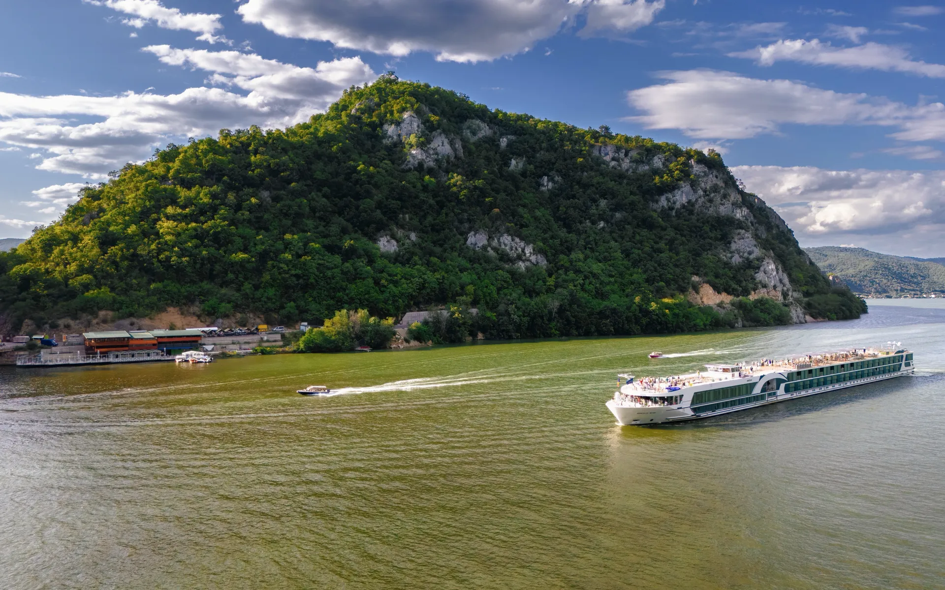Cruise to Europe with AMADEUS