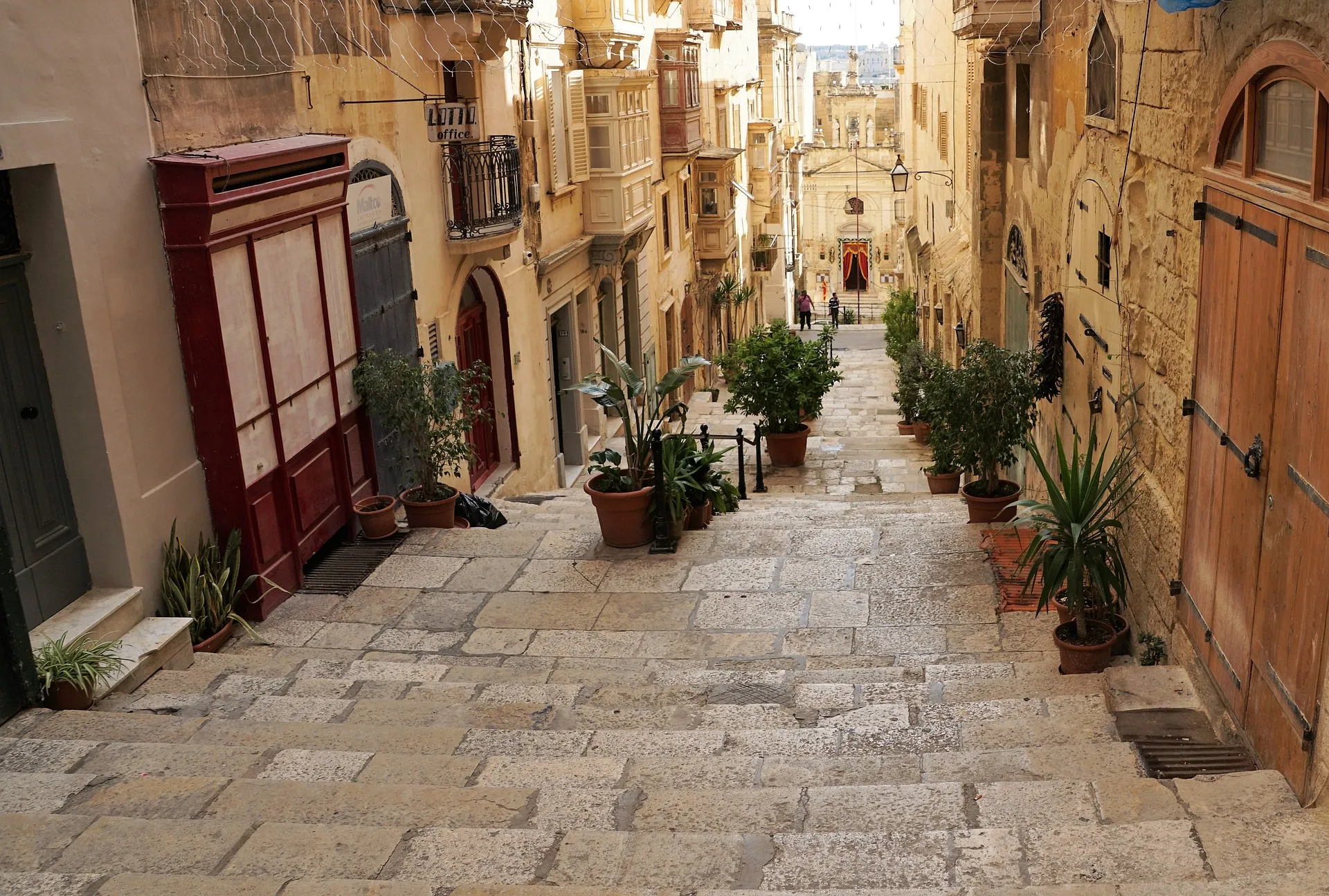 Nice to Valletta — Silversea · Silver Shadow