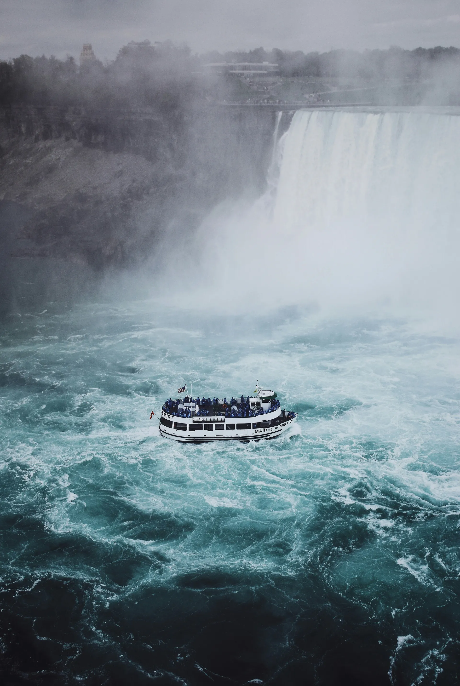 น้ำตกไนแอการา (พอร์ตโคลบอร์น), ออนแทรีโอ 9