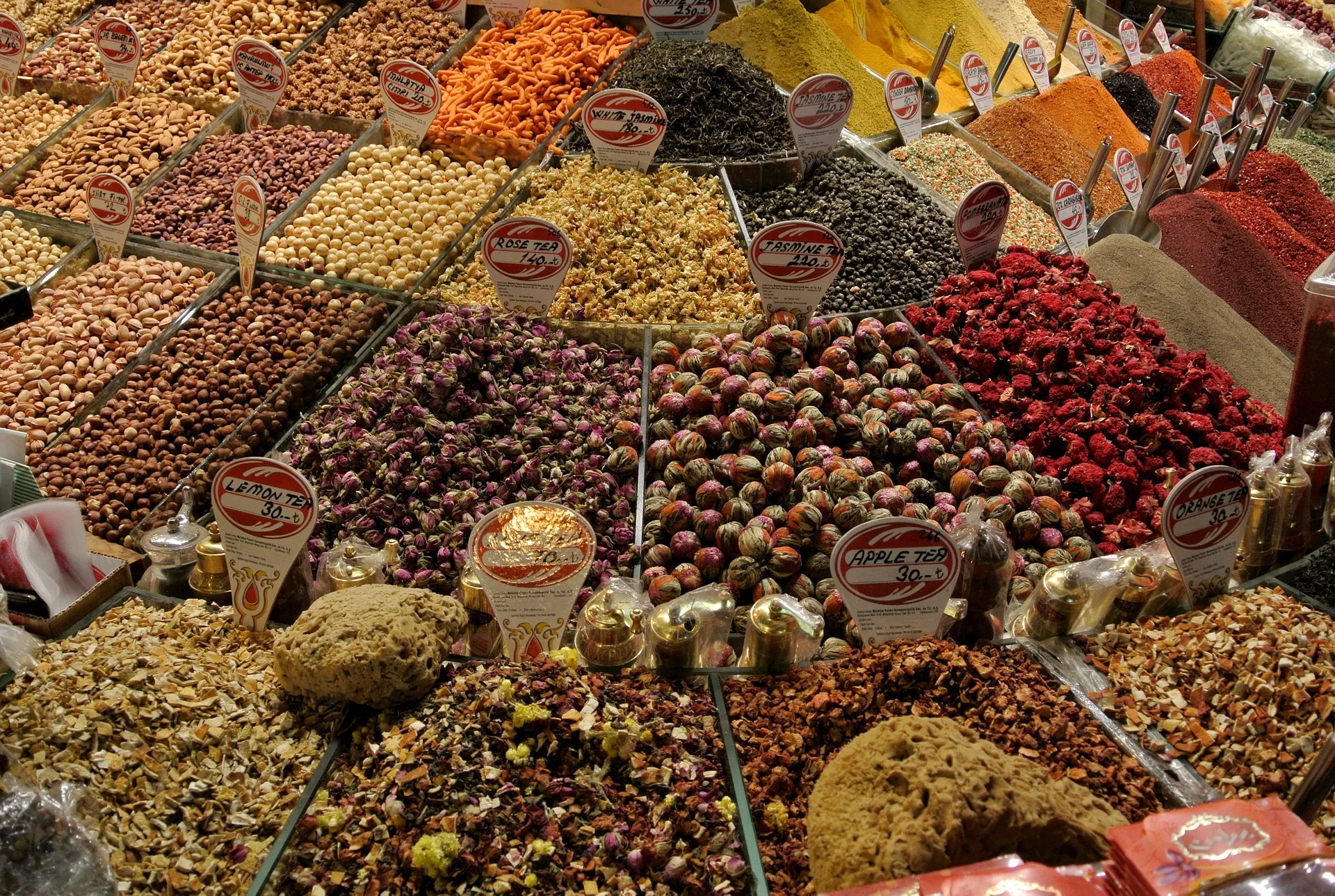 شگفتی‌های دریای اژه - آتن (پیره‌اوس) به استانبول — ریجنت سون سیز کروز · Seven Seas Voyager