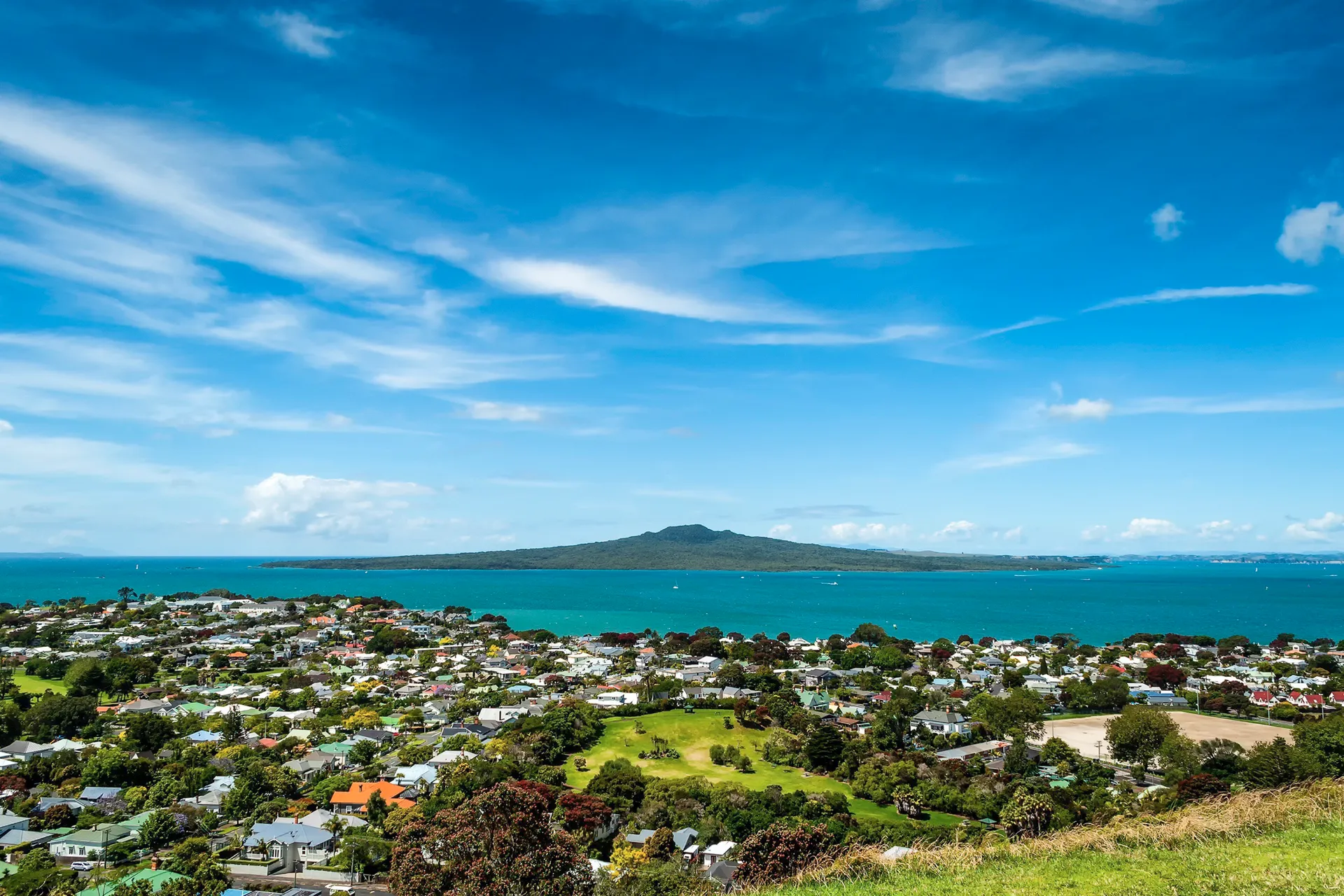 Auckland to Sydney  — Oceania Cruises · Riviera