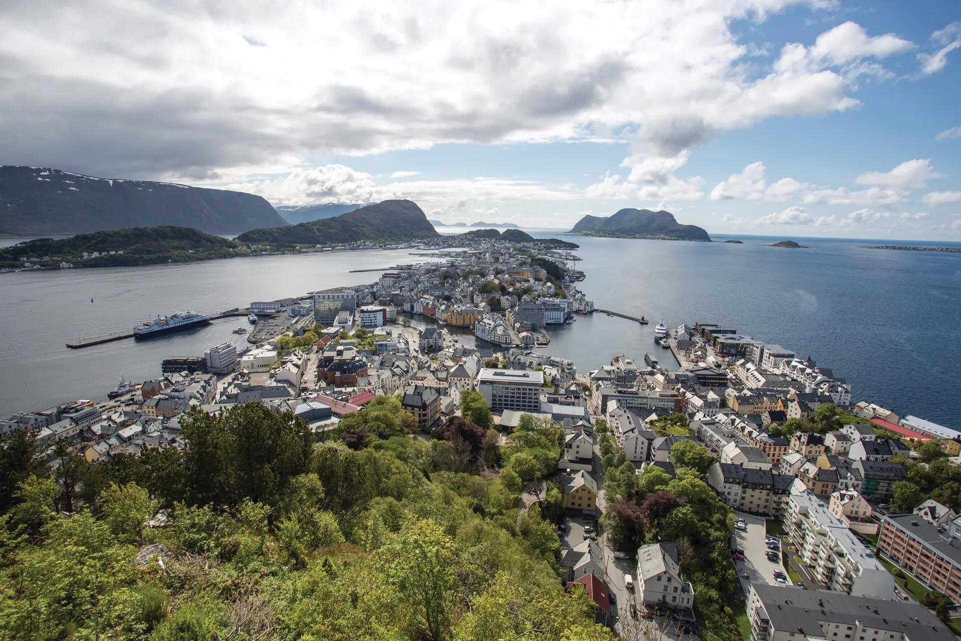 從倫敦（南安普敦）出發的冰島、蘇格蘭與挪威之旅 — 挪威郵輪 · Norwegian Star