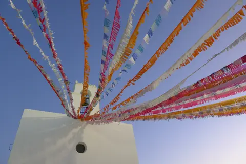 En resa genom Medelhavets underverk och livfulla moderna städer — Explora Journeys · EXPLORA I