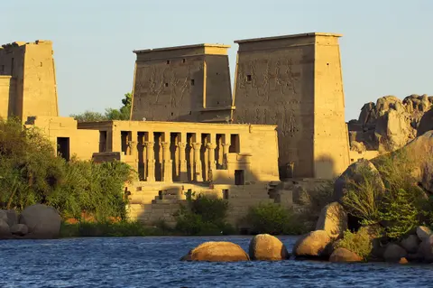 Egyptens og Nilenes Pragt — Uniworld River Cruises · Floden Tosca