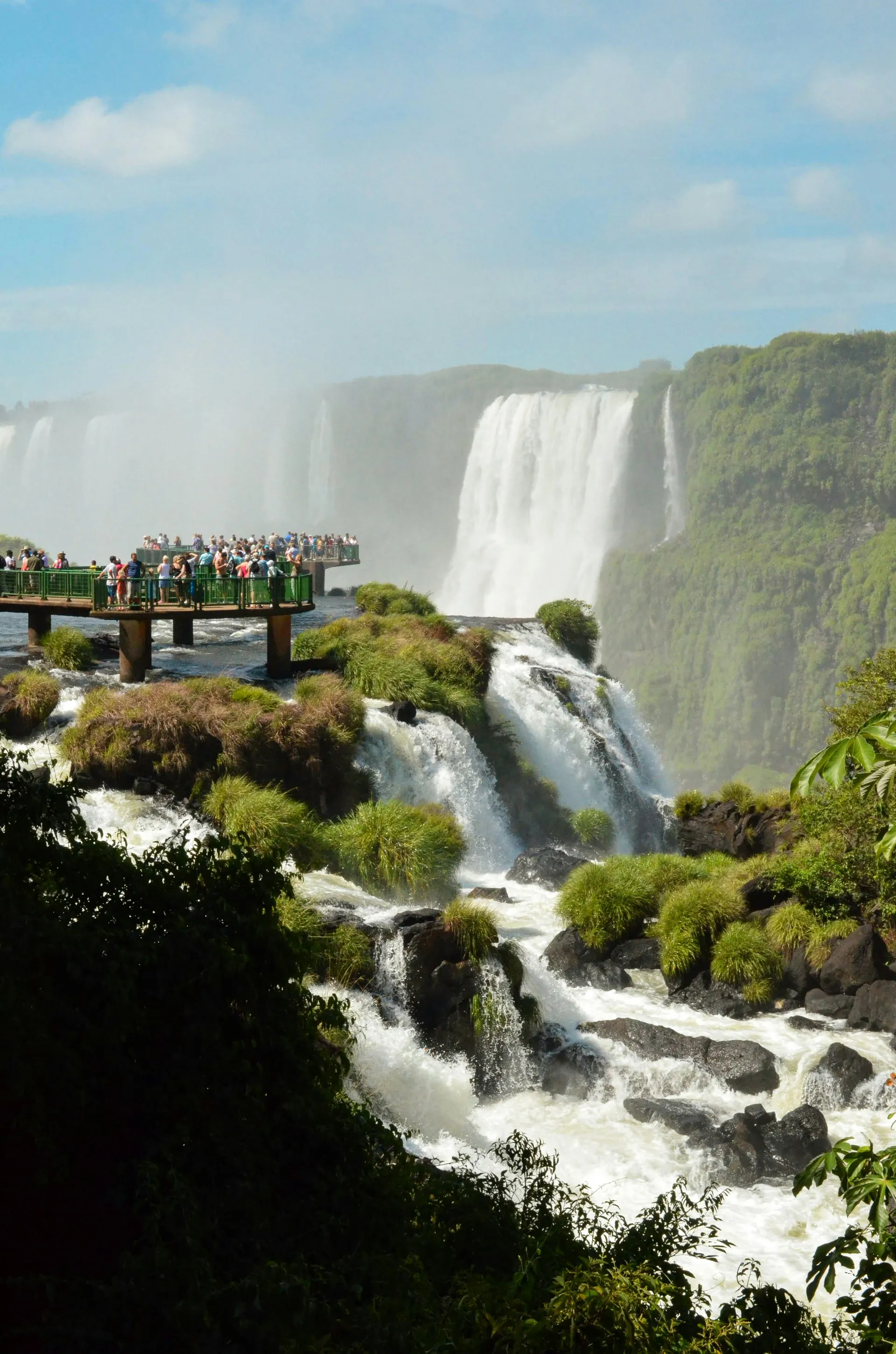 Iguazú Falls (Iguazú Falls)
