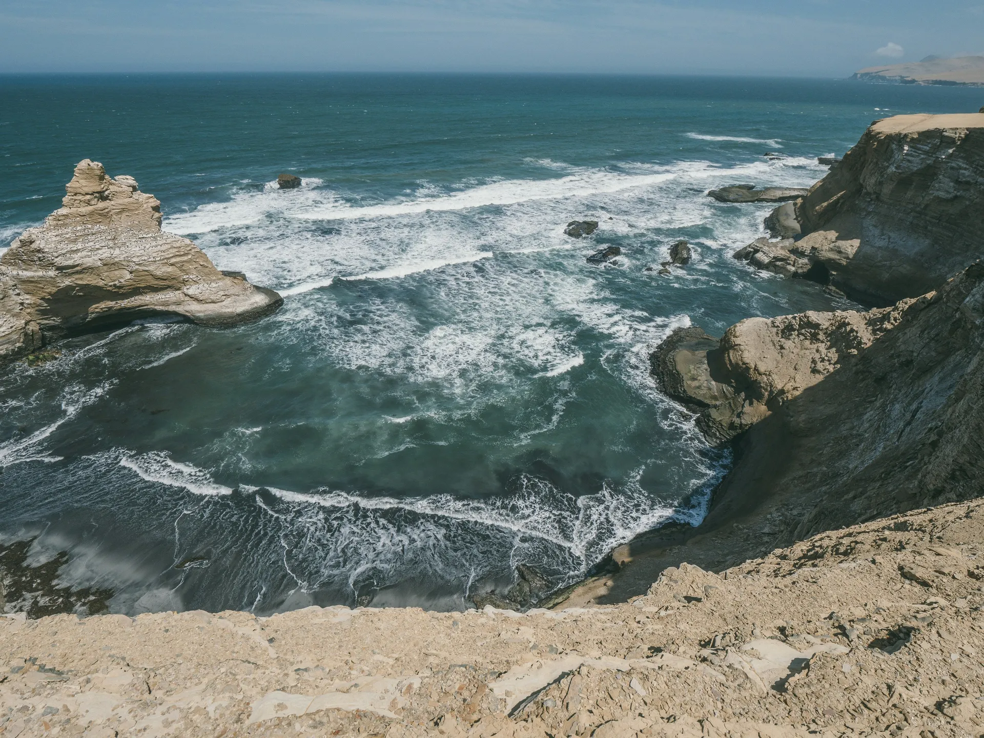 Expedition South America With Panama Canal: Up Close With Lush Nature — Hapag-Lloyd Cruises · HANSEATIC Inspiration