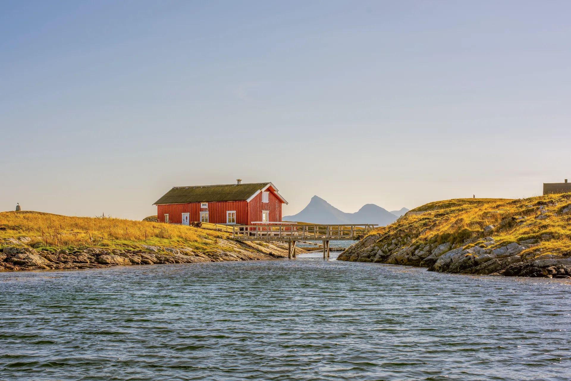 Træna (Træna and Vikingen)