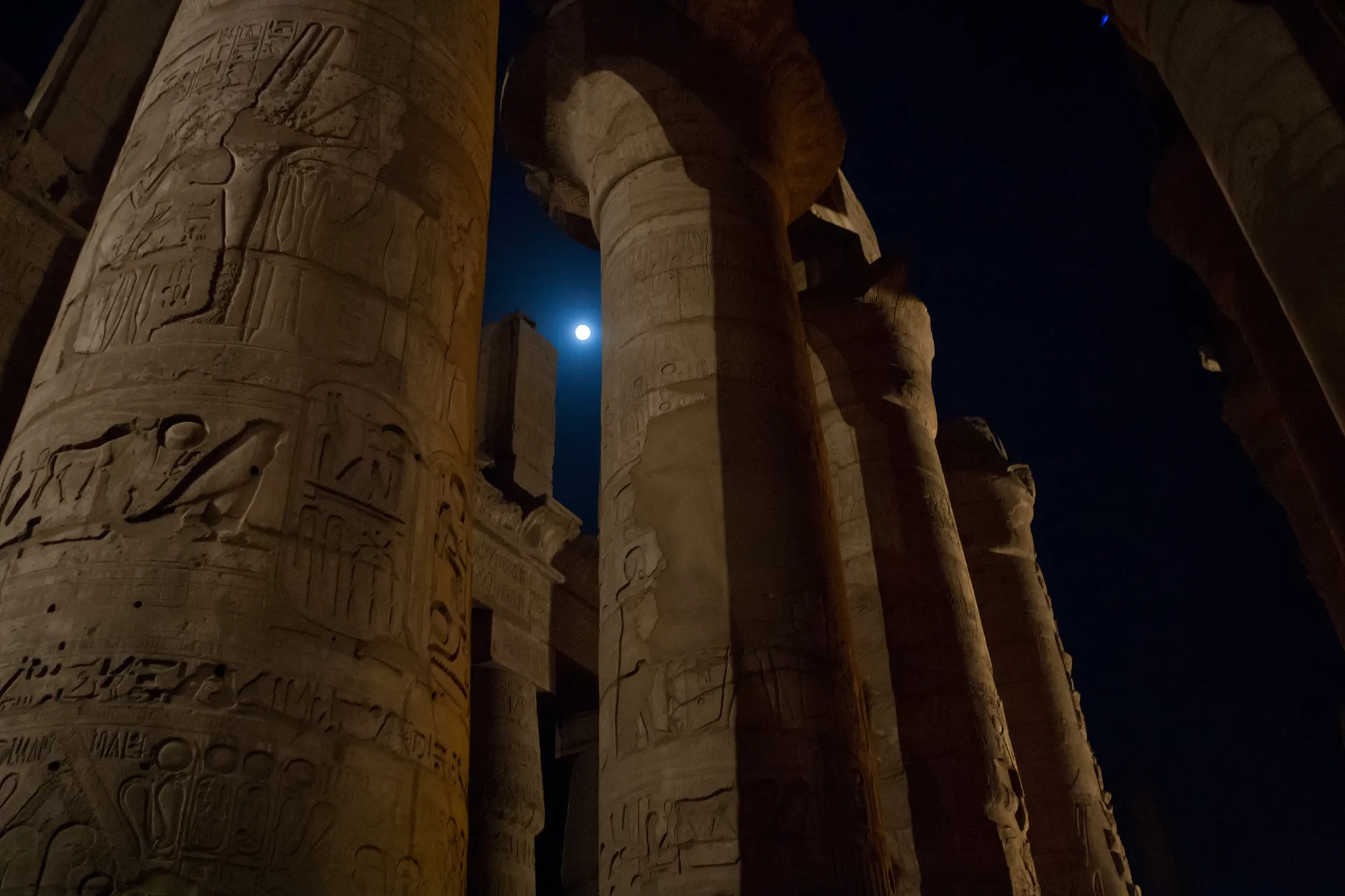 Luxor 2