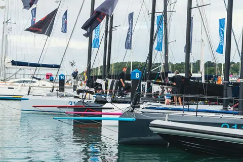 Az Elbétől a Földközi-tengerig — Hapag-Lloyd Cruises · MS EUROPA 2