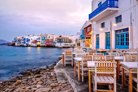 En rejse gennem legendariske vidundere og kulturel fusion — Explora Journeys · EXPLORA II