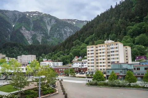 Alaska-udforsker — Holland America Line · Eurodam