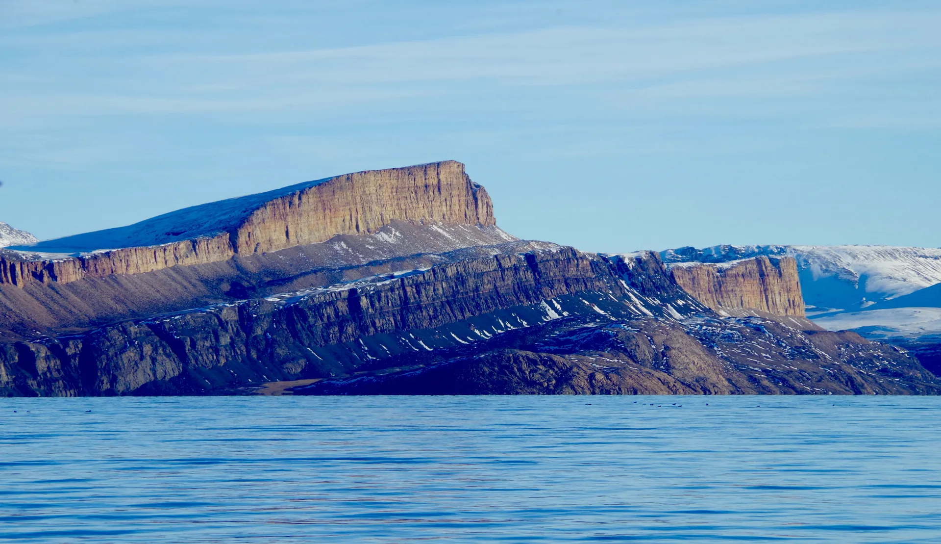 Dundas Harbour, Devon Island, Nunavut, Canada (Dundas Harbour, Devon Island, Nunavut, Canada)