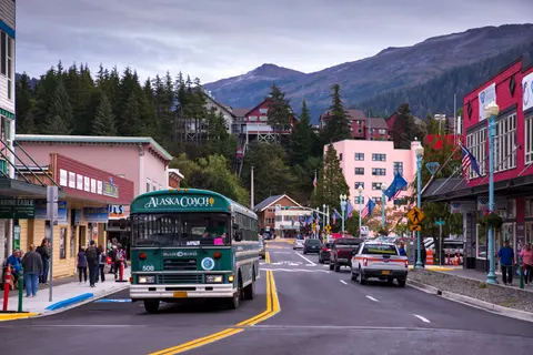 Fiordurile din Alaska, Pasajul Interior Canadian și Ghețarul — Seabourn · Seabourn Encore