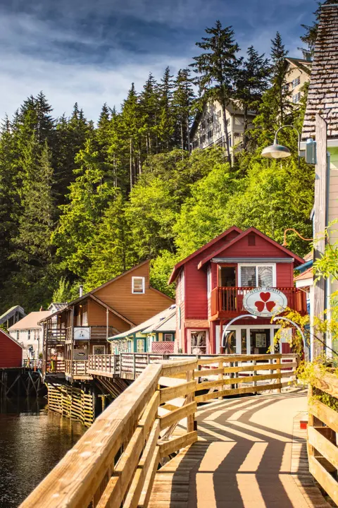 Hawaii de la Honolulu la Vancouver către: Ketchikan, Kauai și Sitka — Norwegian Cruise Line · Norwegian Spirit