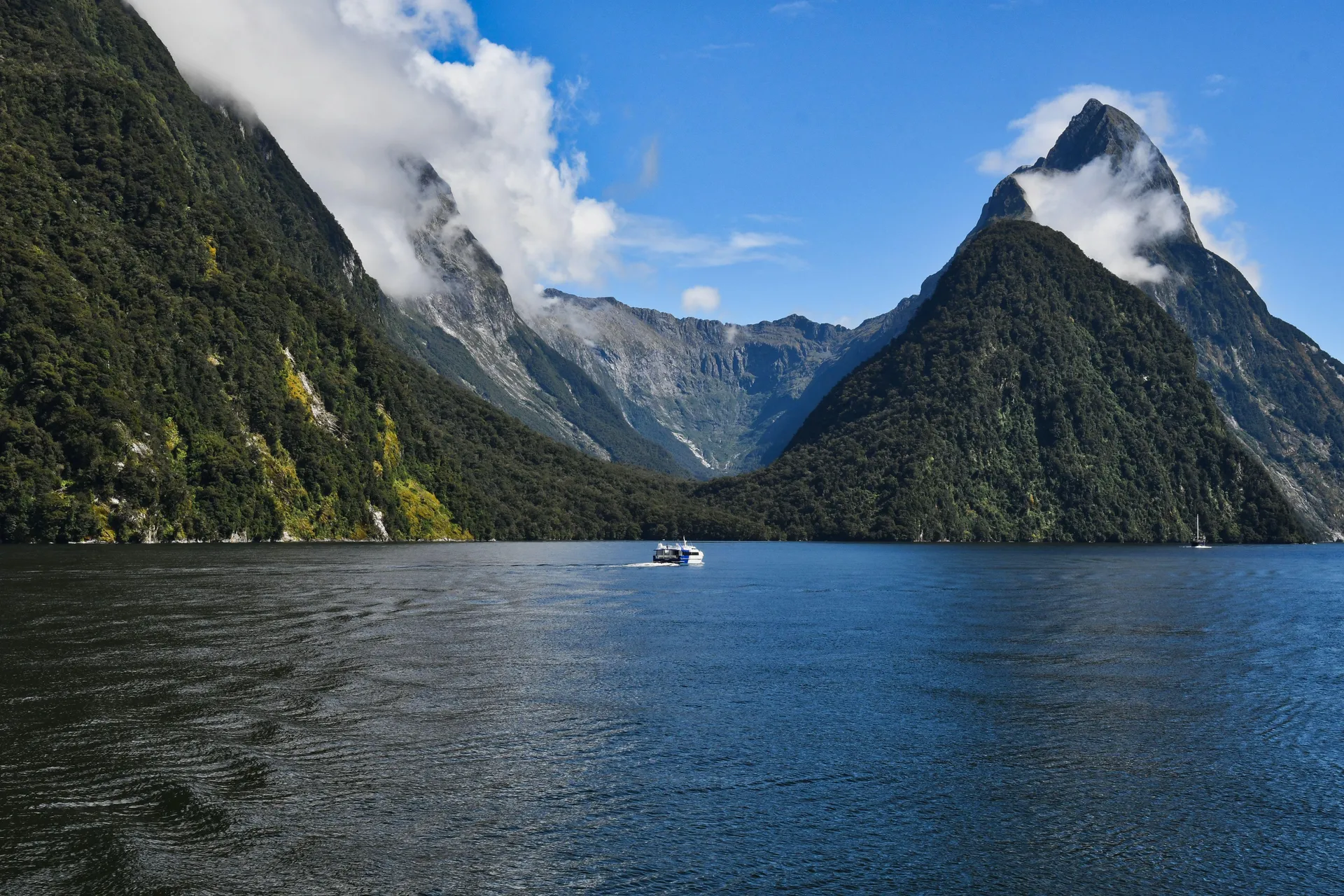 Milford Sound (Milford Sound)