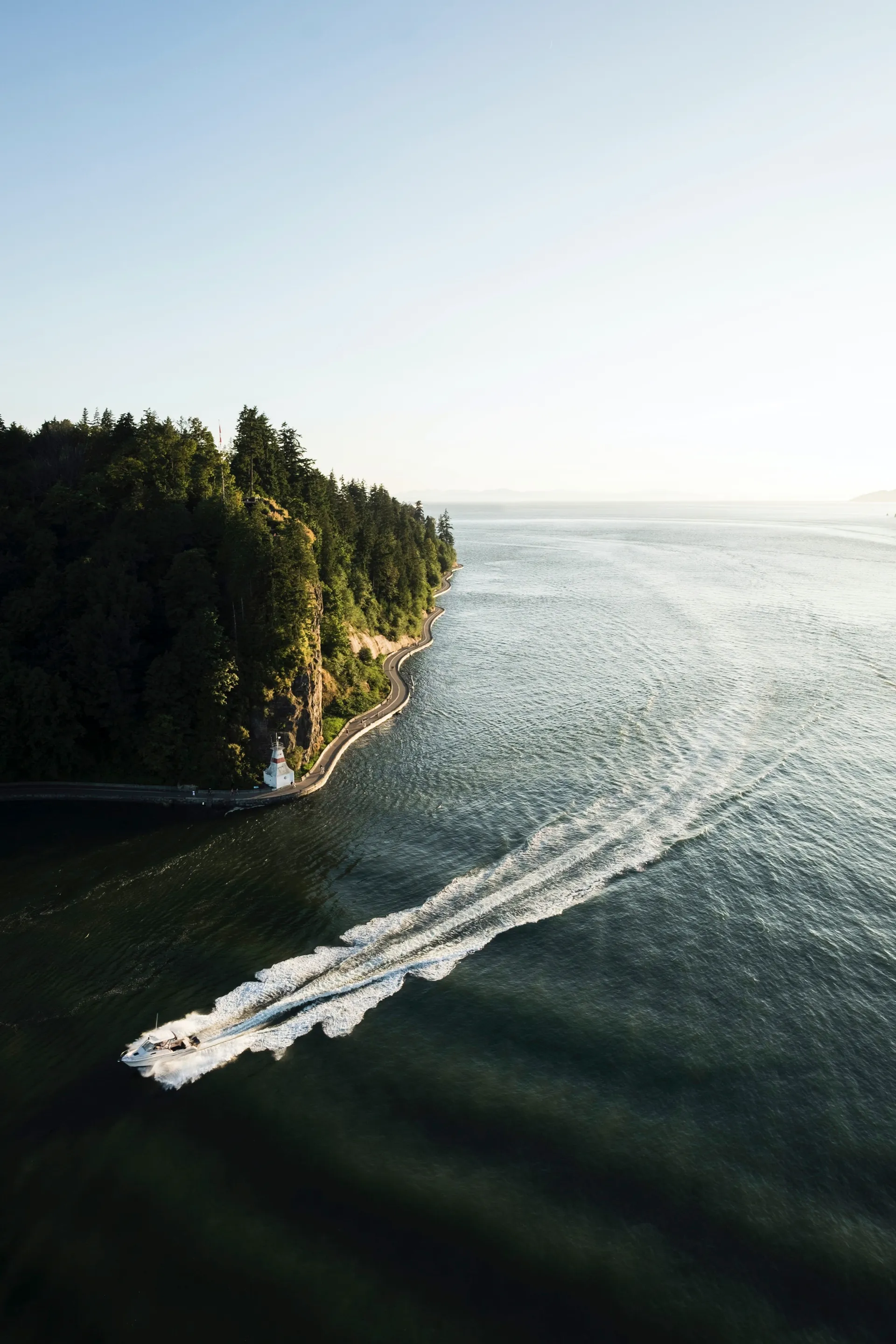 Агуу Аляскийн судлаач — Holland America Line · Ниу Амстердам