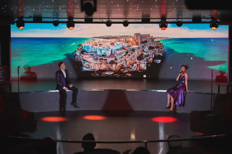 Csúcstechnológiás Színház 2