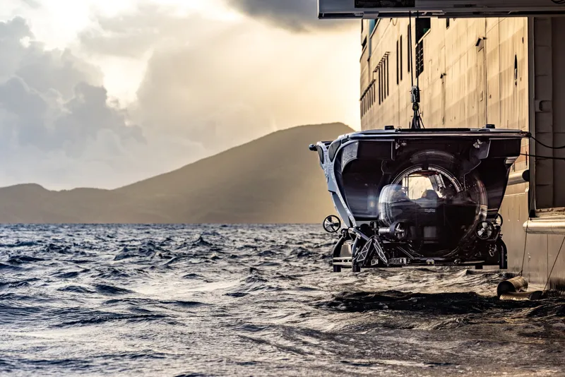 Submarinele Seabourn: Expediția 1