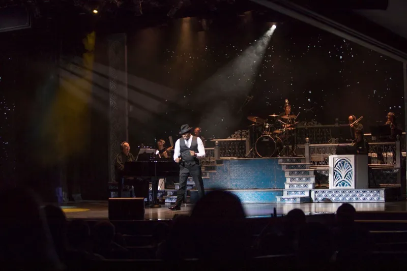 Invitați Speciali: Artiști și Conferențiari Distinși 2