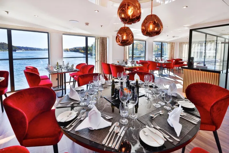 Restaurant Principal 2