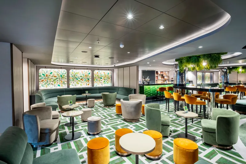 Bar de Cocktailuri 2