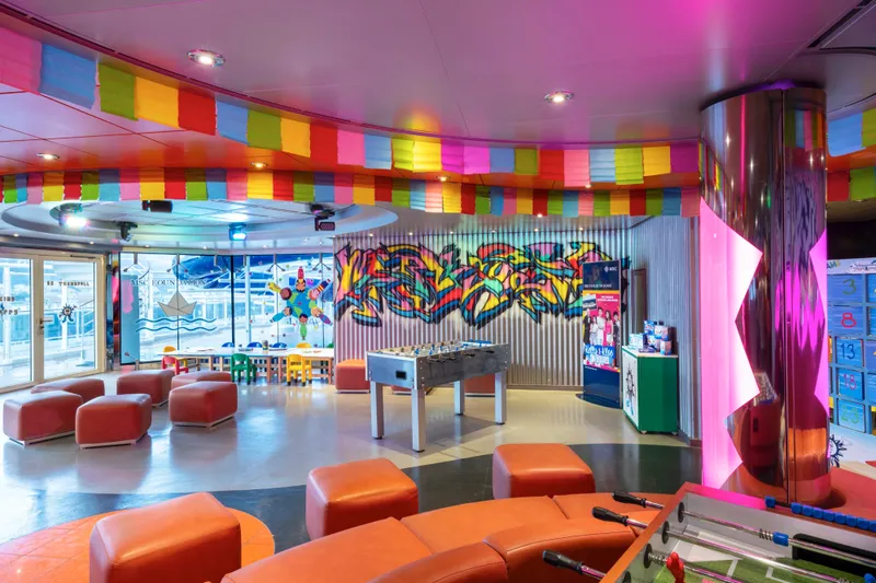 Clubul Adolescenților 15-17 ani 1