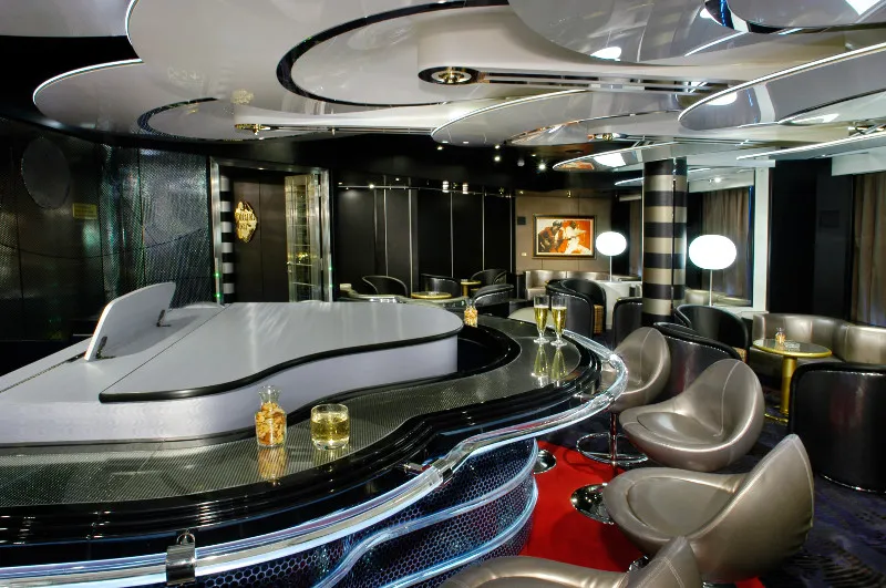 Piano Bar