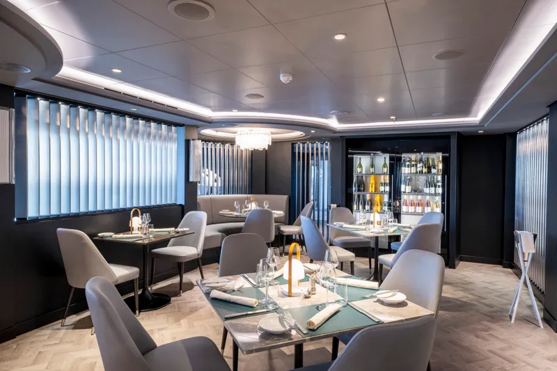 Restaurantul Ocean Cay 2