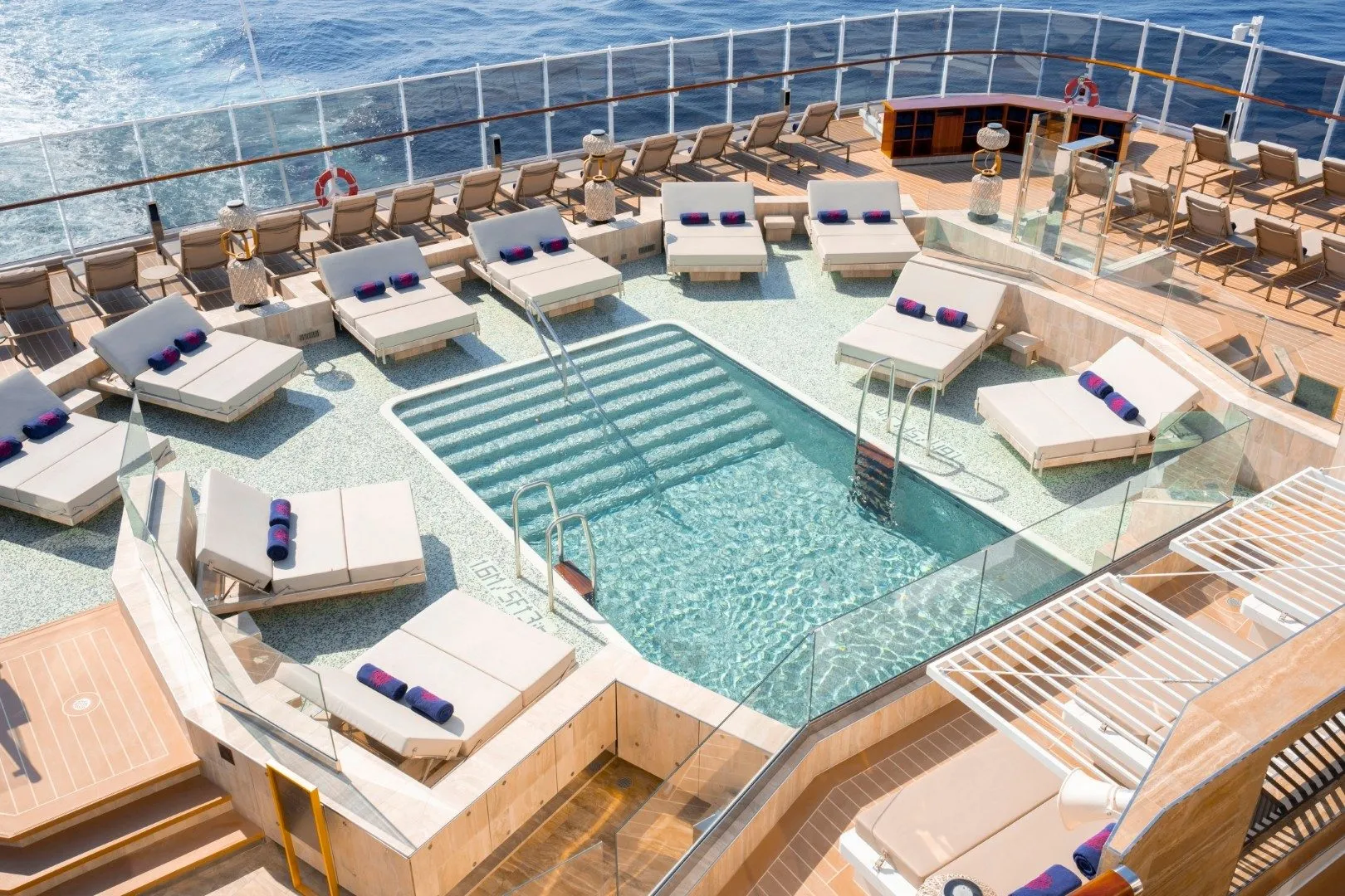 Atoll Pool & Bar 珊瑚礁泳池酒吧 2