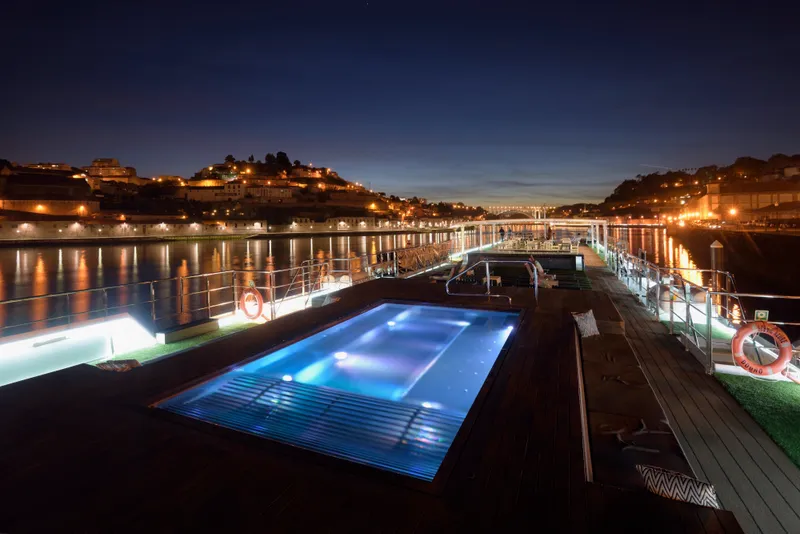 Piscina Vitalitate 10