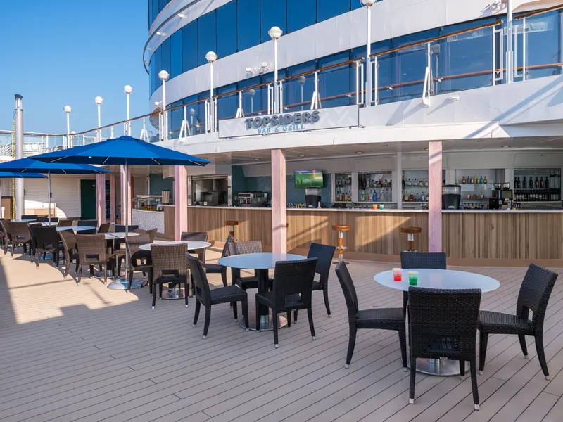 Topsiders Bar & Grill