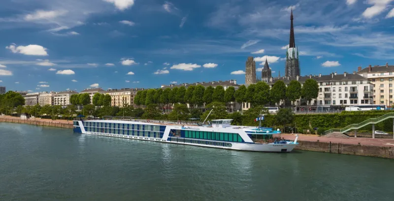 AmaLyra — AmaWaterways