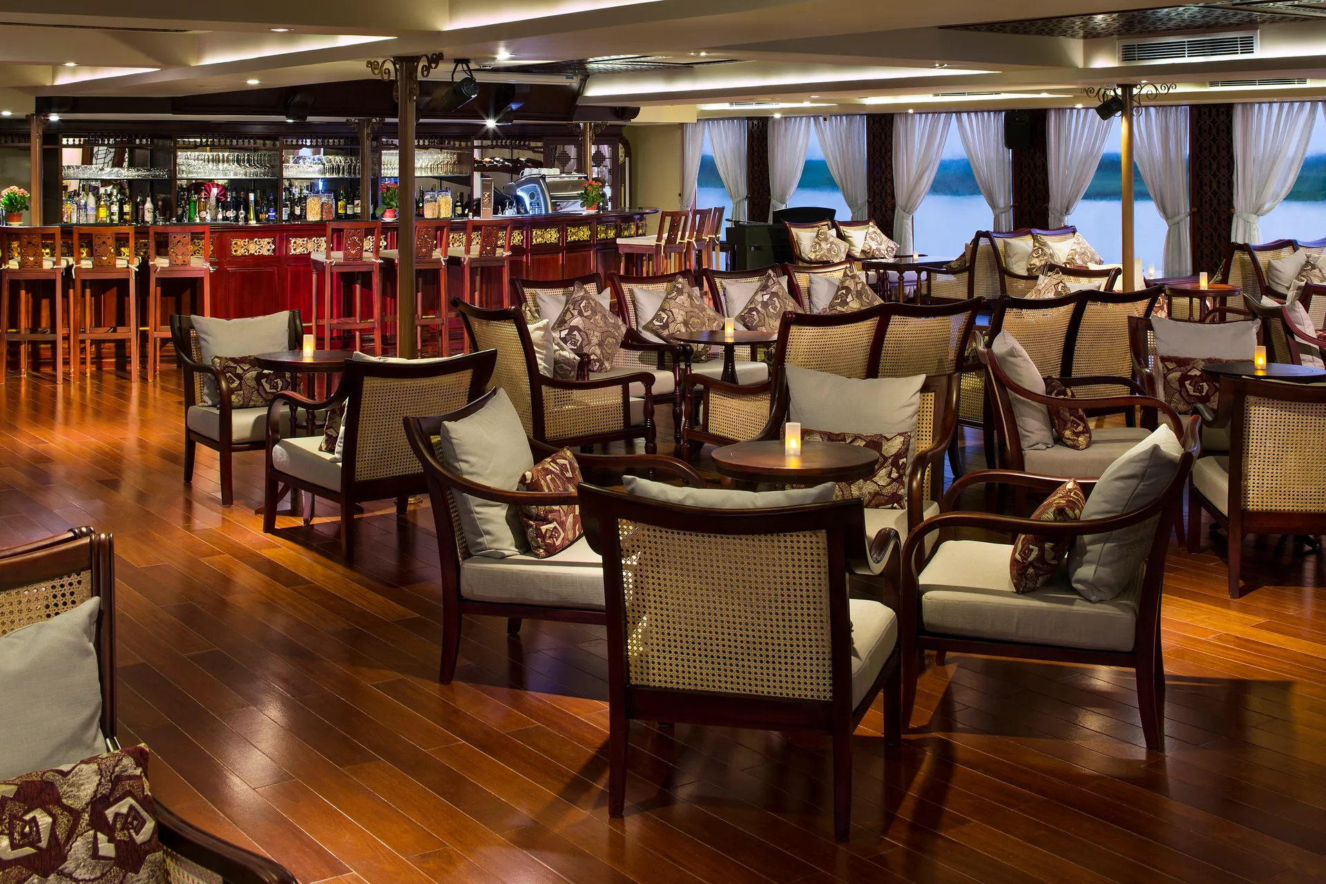 Saigon Lounge